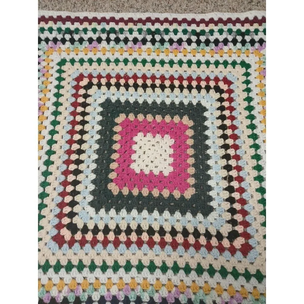 Vtg Crocheted Afghan Around the World‎ Multi-Colored Throw Blanket 35×35